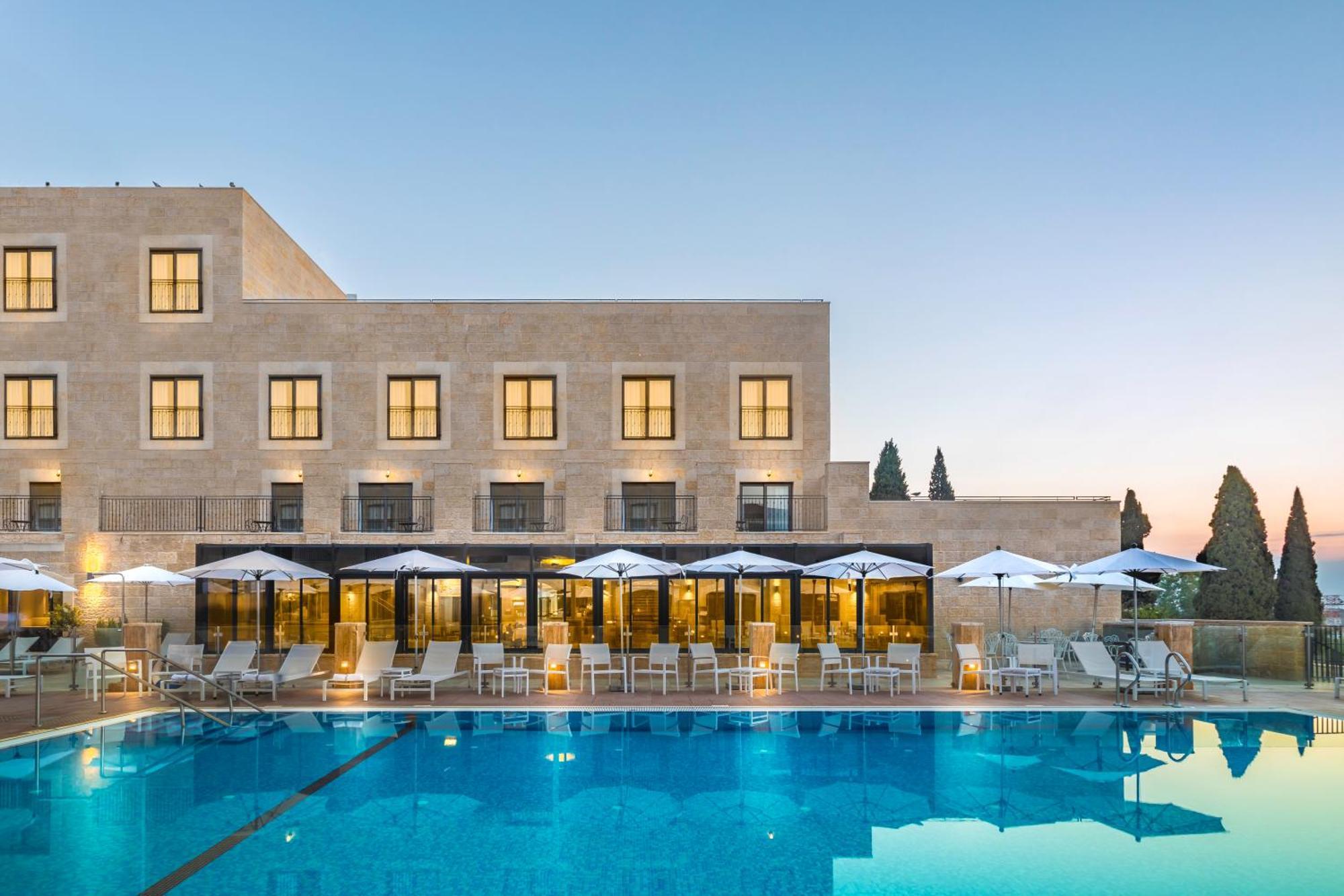 Edmond Luxury Hotel & Spa 罗什平纳 外观 照片