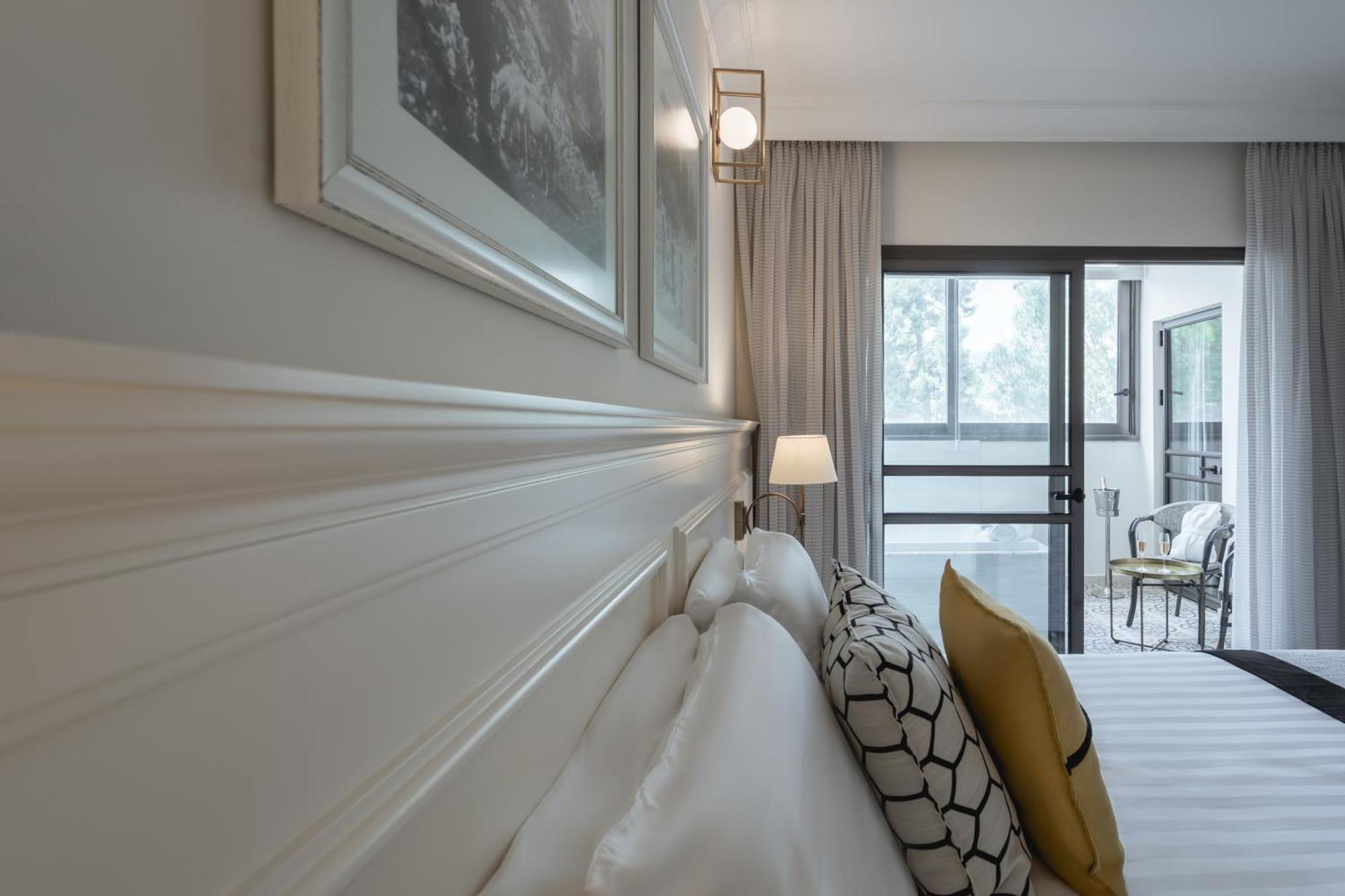 Edmond Luxury Hotel & Spa 罗什平纳 外观 照片