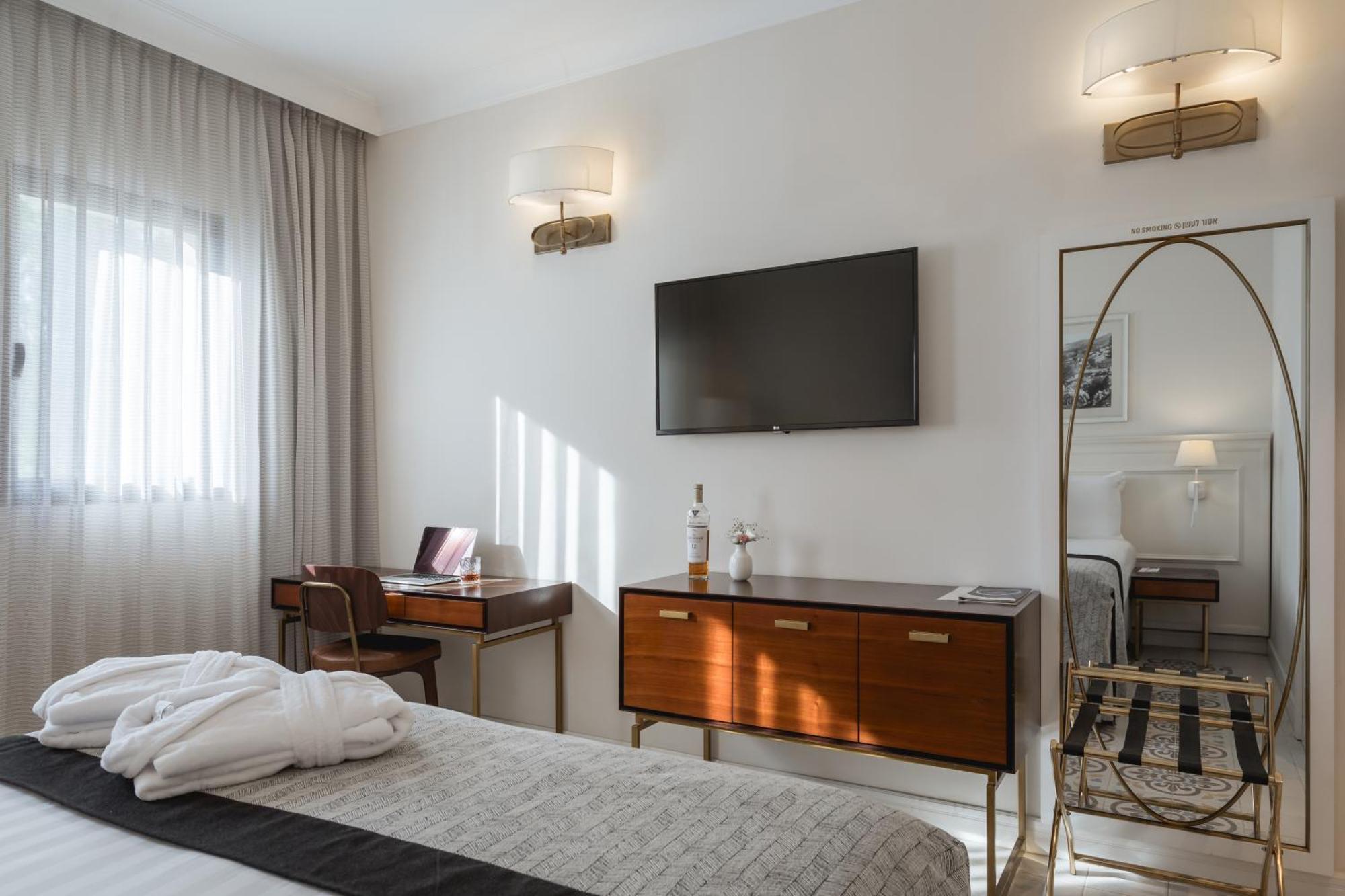 Edmond Luxury Hotel & Spa 罗什平纳 外观 照片