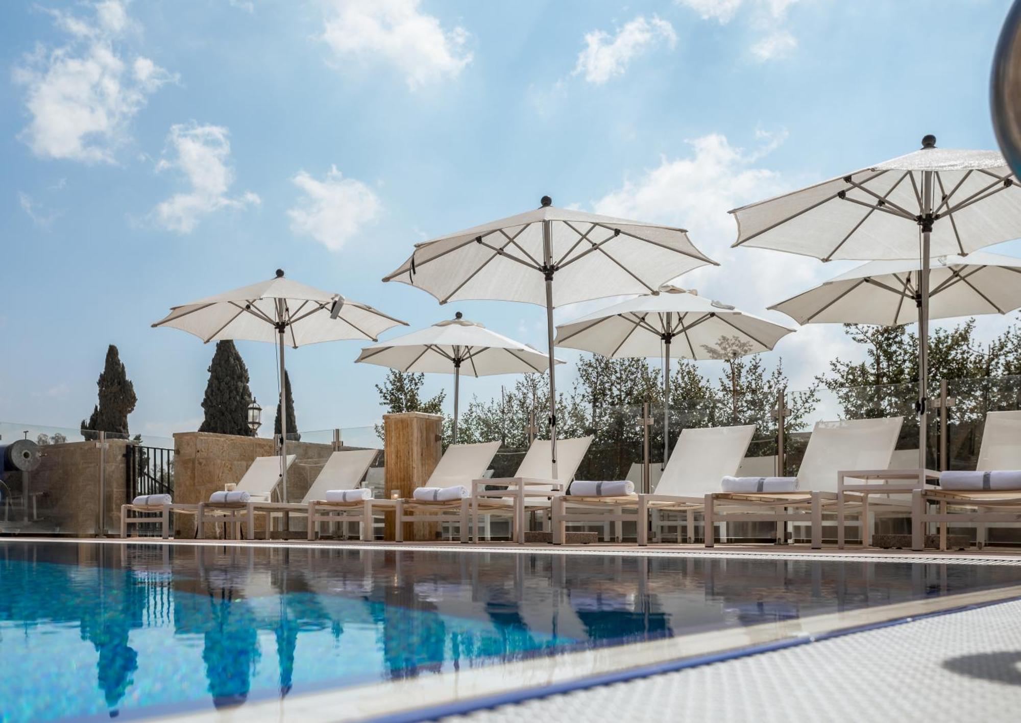 Edmond Luxury Hotel & Spa 罗什平纳 外观 照片